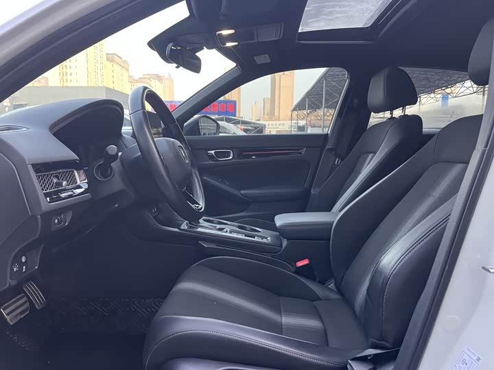 Фото 4 - Honda Civic