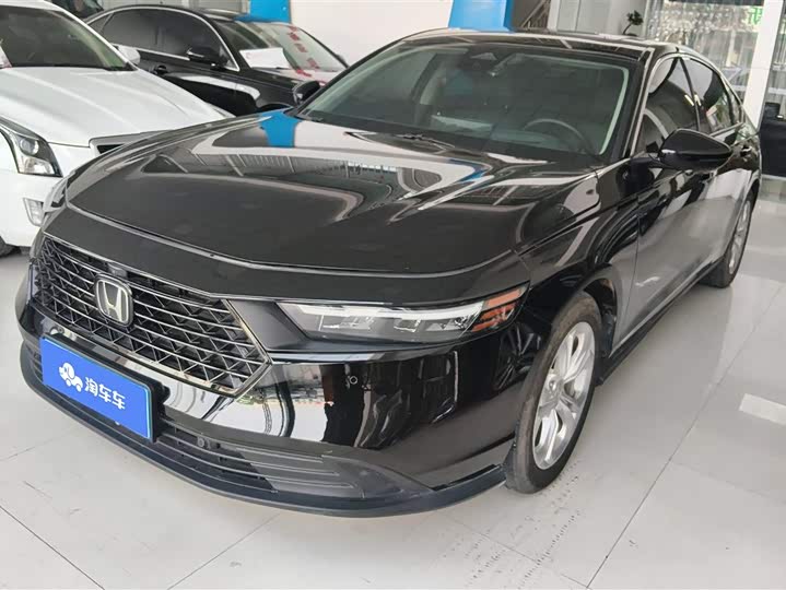 Фото 1 - Honda Accord