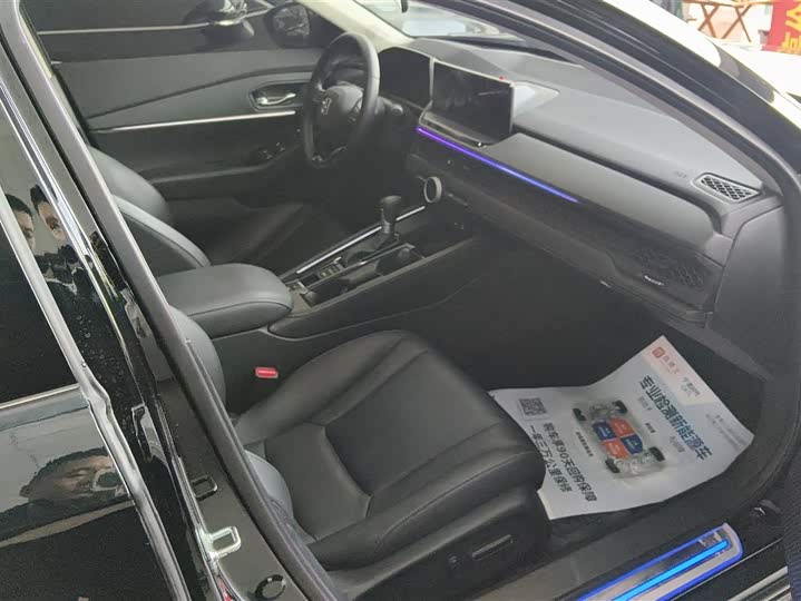 Фото 8 - Honda Accord