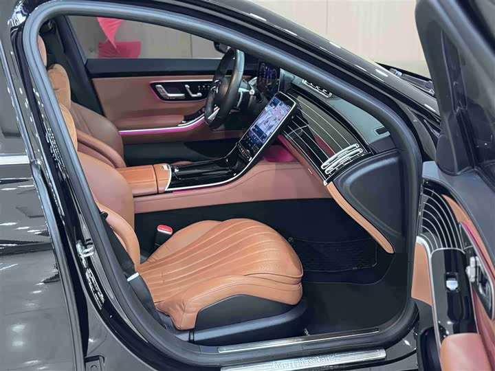 Фото 9 - Mercedes-Benz S-Class