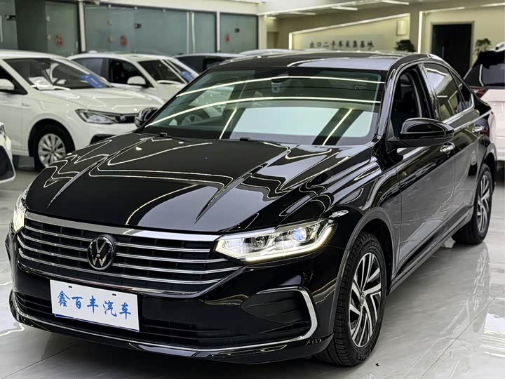 Фото 1 - Volkswagen Lavida