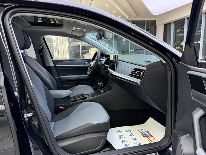 Фото 6 - Volkswagen Lavida