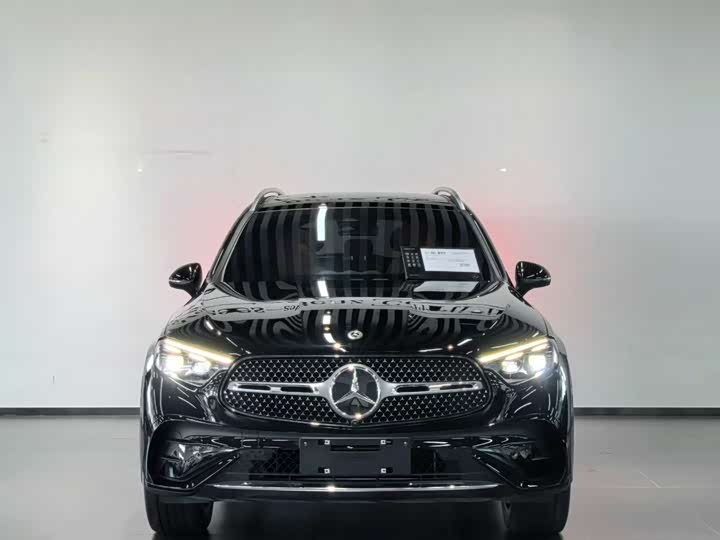 Photo 2 - Mercedes-Benz GLC-Class
