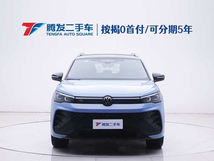 Фото 2 - Volkswagen Tiguan L Pro