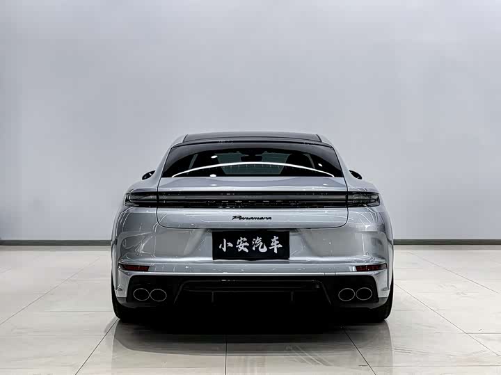 Фото 4 - Porsche Panamera