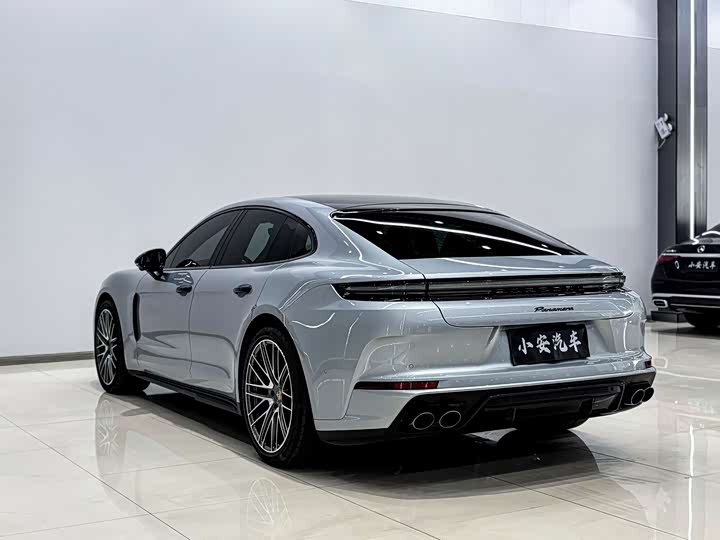 Фото 6 - Porsche Panamera