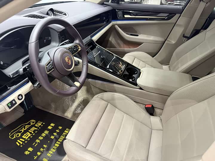 Фото 7 - Porsche Panamera