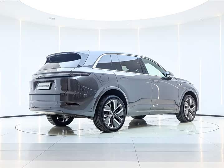 Фото 4 - LiXiang L8