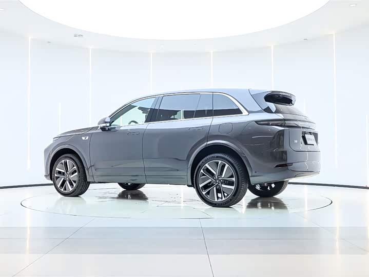 Фото 6 - LiXiang L8