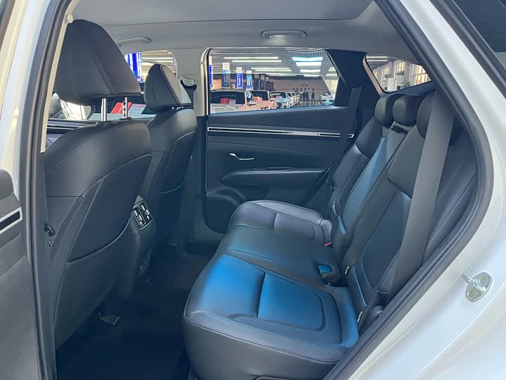 Фото 5 - Hyundai Tucson L