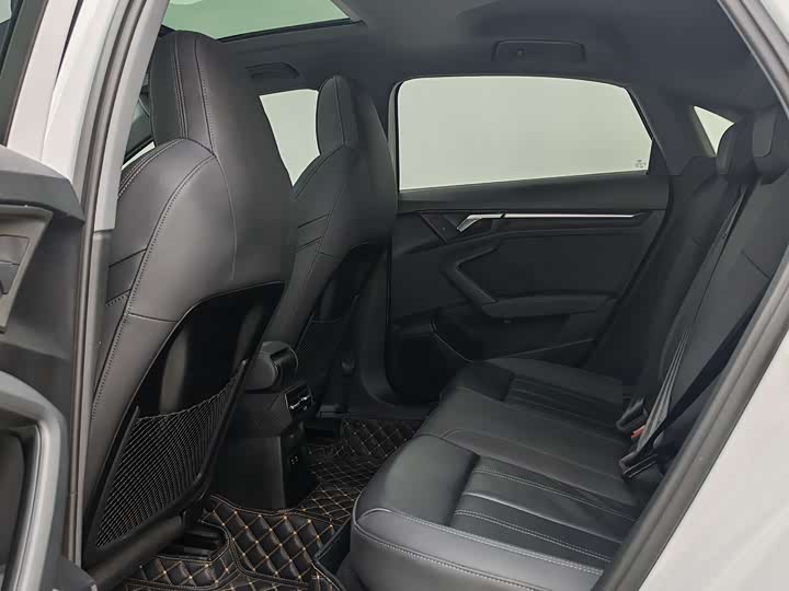 Фото 8 - Audi A3