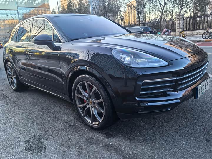 Фото 3 - Porsche Cayenne