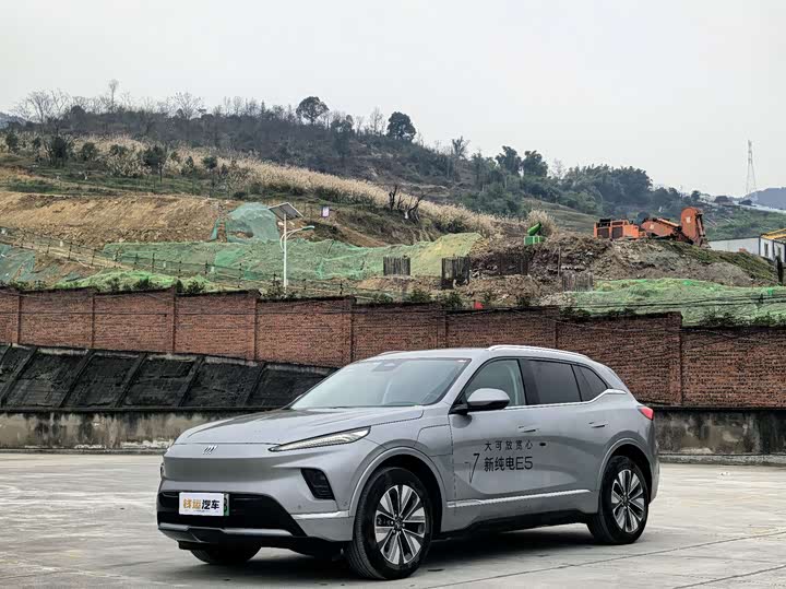 Фото 1 - Buick Electra E5