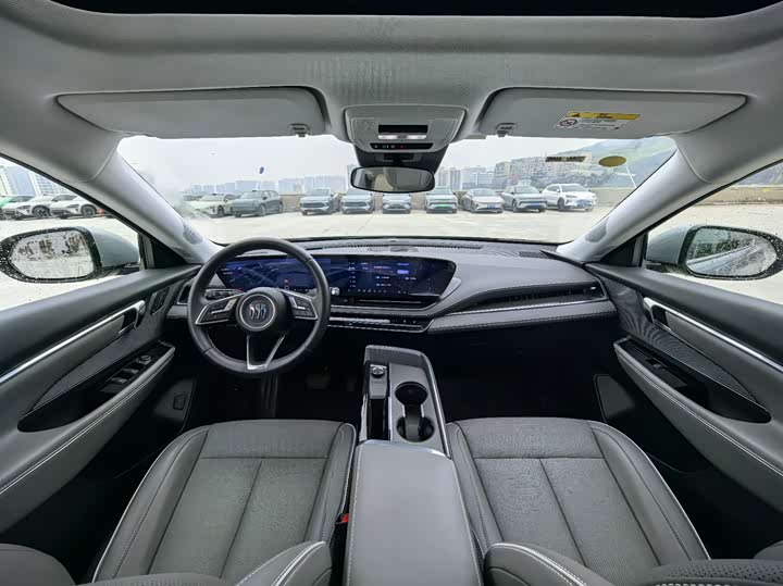 Фото 2 - Buick Electra E5