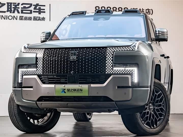 Фото 3 - BYD Yangwang U8