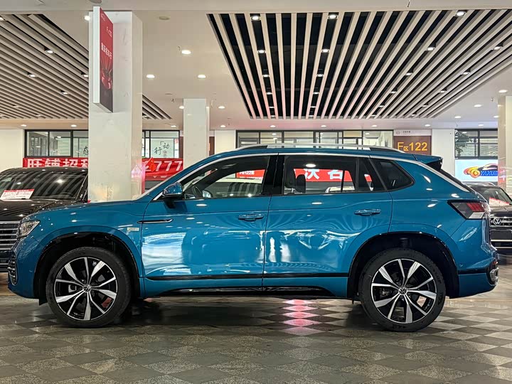 Фото 3 - Volkswagen Tayron