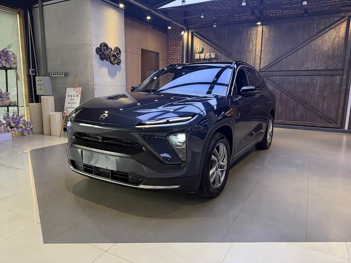 Фото 1 - Nio ES6