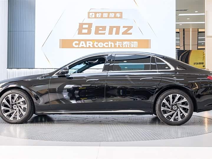 Photo 3 - Mercedes-Benz E-Class