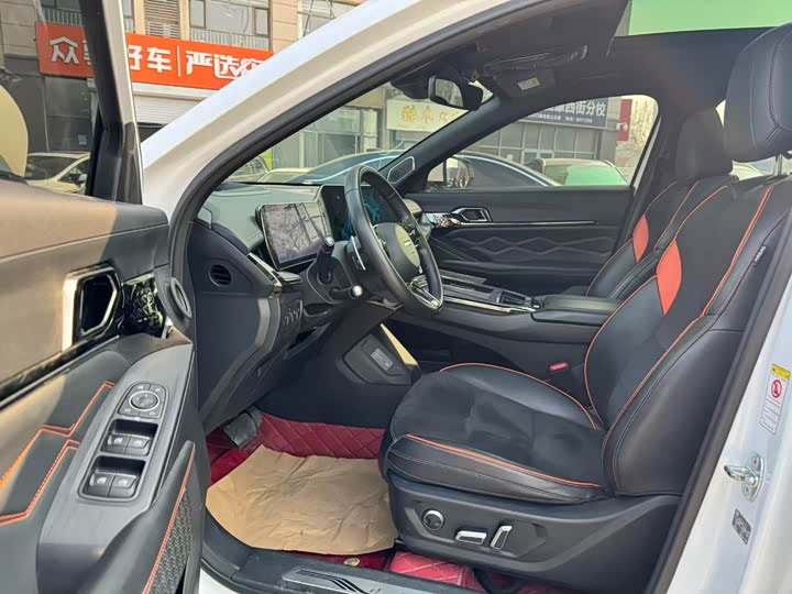 Фото 4 - Haval F7 (Monster)