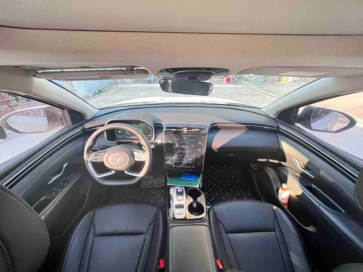 Фото 4 - Hyundai Tucson L