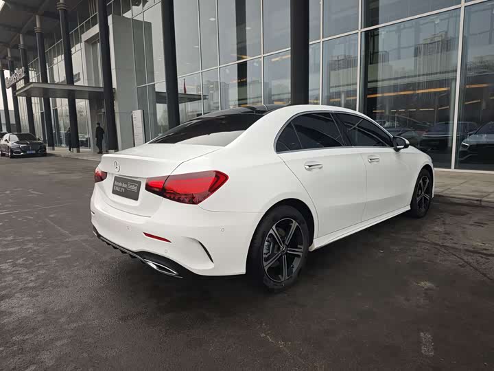 Фото 5 - Mercedes-Benz A-Class