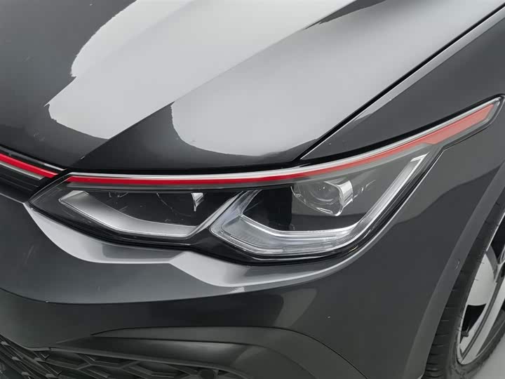 Фото 7 - Volkswagen Golf GTI