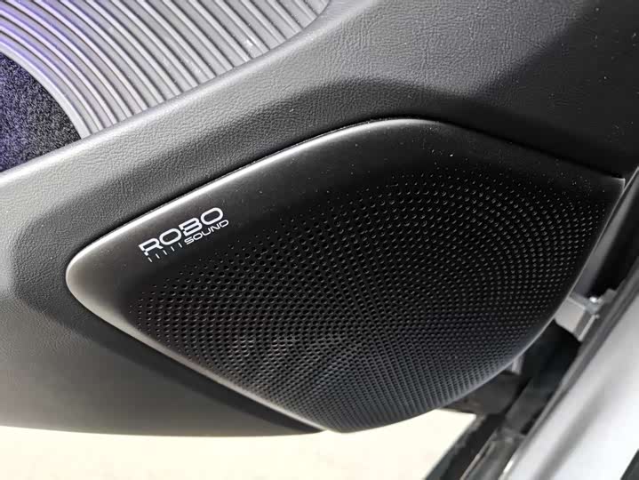 Фото 9 - Geely Jiyue 07