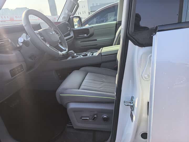 Фото 5 - BAIC Beijing BJ40 Hybrid