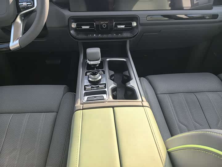 Фото 9 - BAIC Beijing BJ40 Hybrid