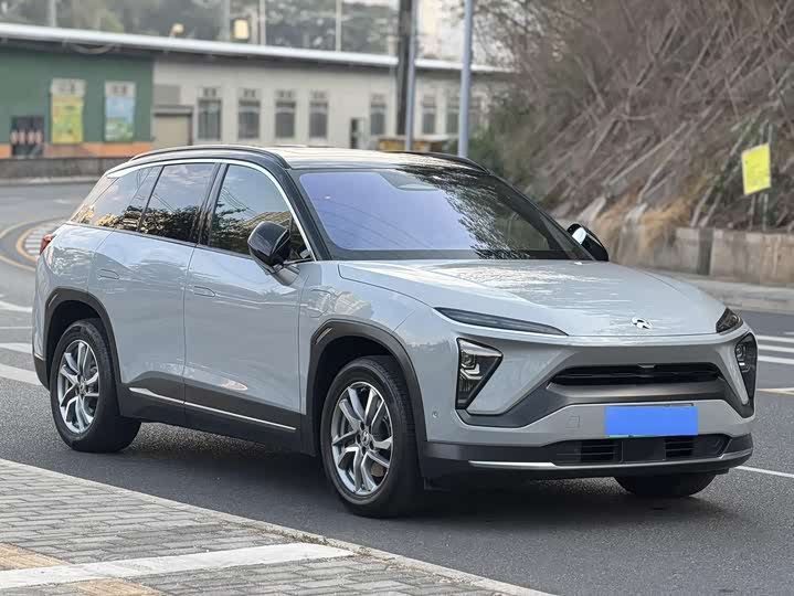 Фото 3 - Nio ES6
