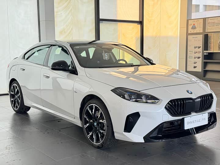 Фото 4 - BMW 2 Series