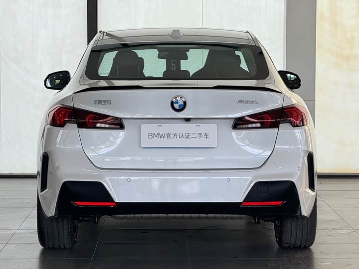Фото 8 - BMW 2 Series