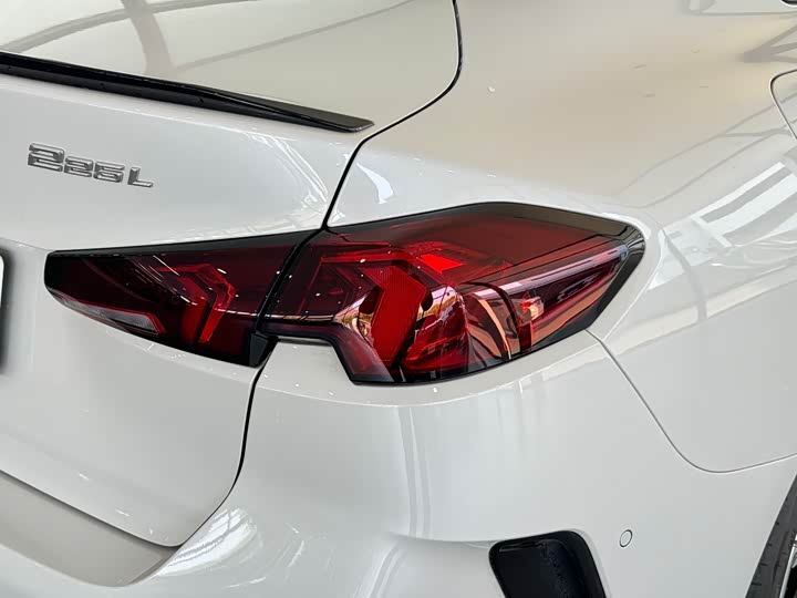 Фото 9 - BMW 2 Series