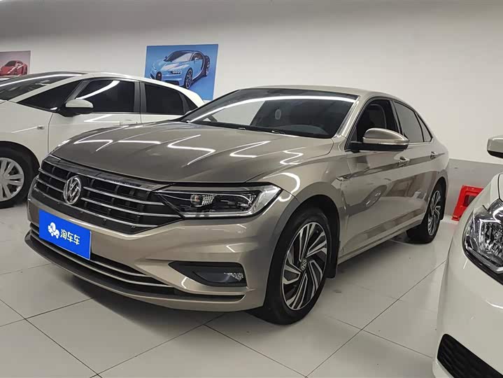 Фото 1 - Volkswagen Sagitar L