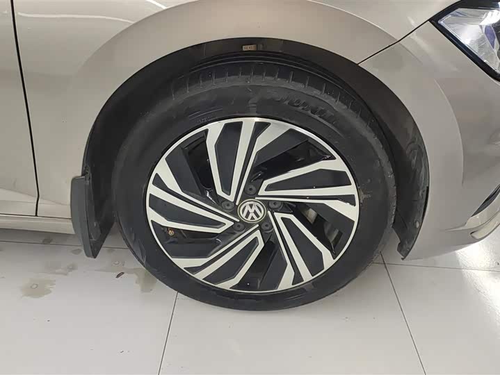 Фото 6 - Volkswagen Sagitar L