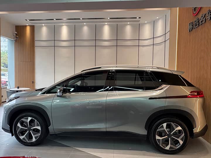 Фото 4 - GAC Aion V