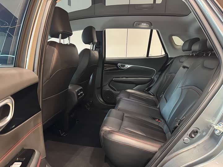 Фото 6 - GAC Aion V