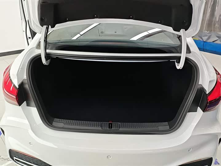 Фото 4 - MG Motor 5