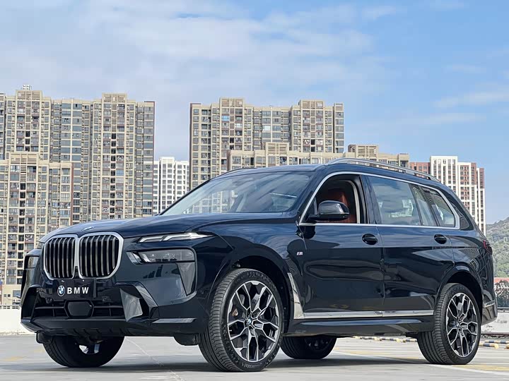 Фото 1 - BMW X7