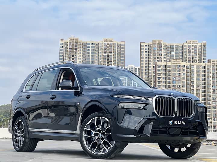 Фото 3 - BMW X7