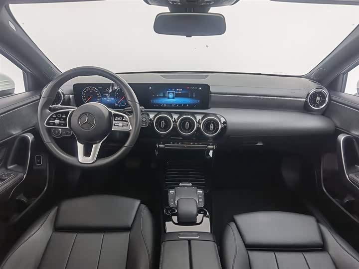 Фото 5 - Mercedes-Benz A-Class