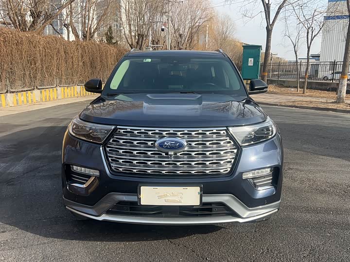 Фото 2 - Ford Explorer