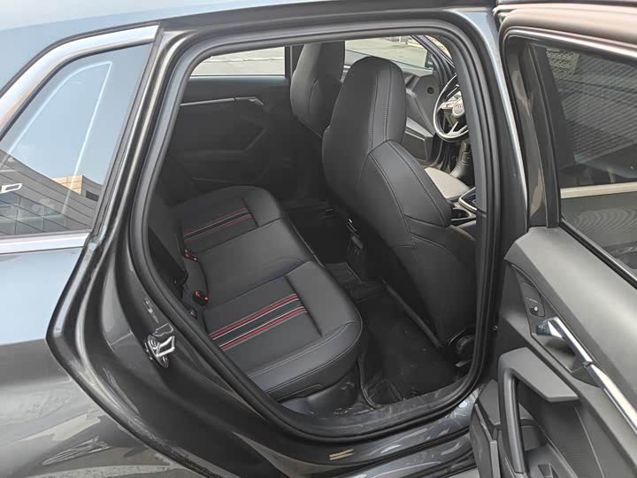 Фото 9 - Audi A3