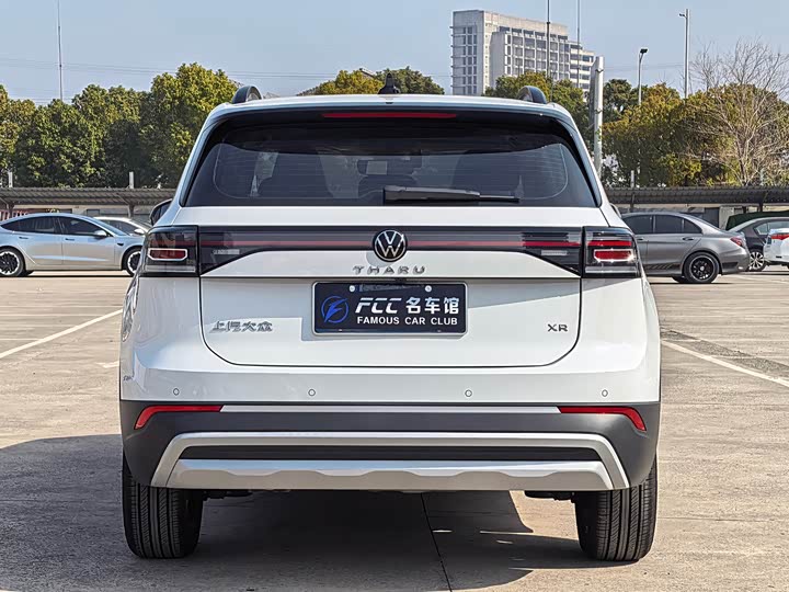 Фото 5 - Volkswagen Tharu