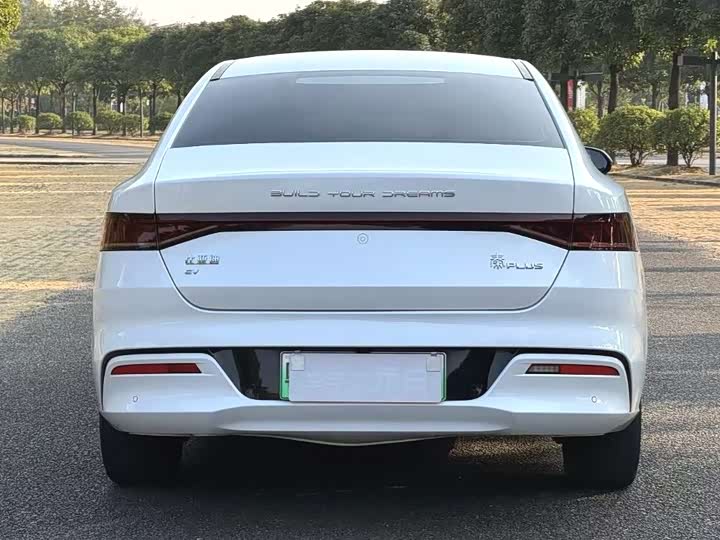 Фото 8 - BYD Qin Plus