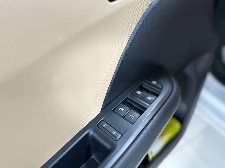 Фото 8 - Chevrolet Monza