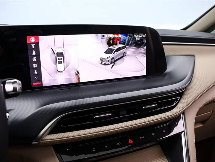 Фото 8 - Buick GL8 ES