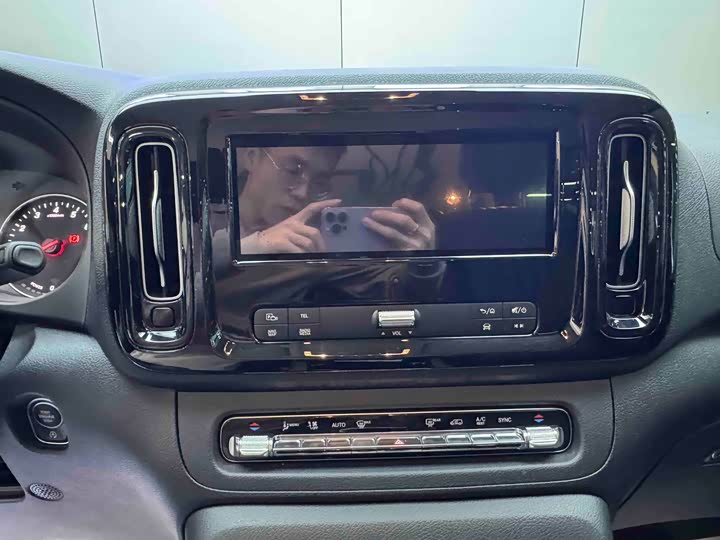 Фото 9 - Mercedes-Benz Vito