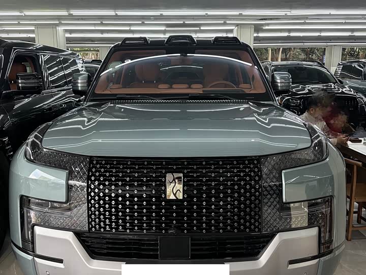 Фото 1 - BYD Yangwang U8