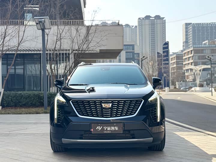 Фото 2 - Cadillac XT4